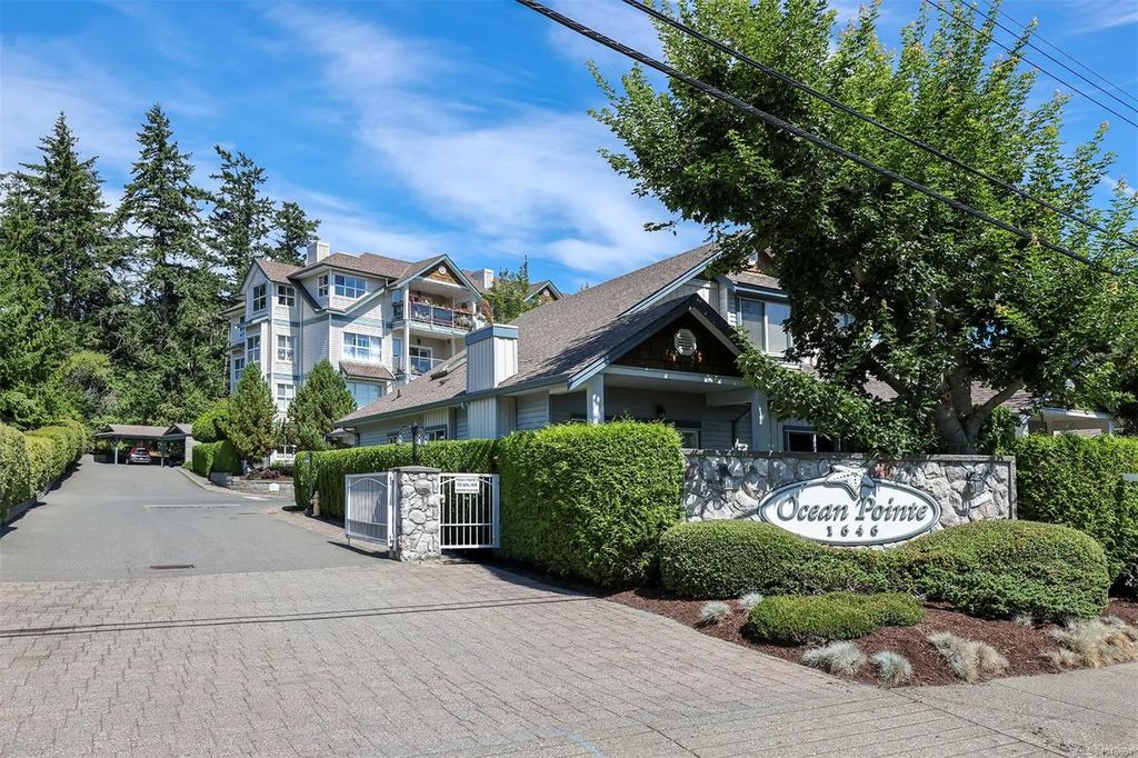 1646 Balmoral Ave 16, Comox