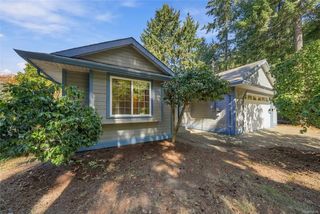 821 Shorewood Dr, Parksville