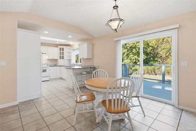 5 of 49 - 821 Shorewood Dr, Parksville, BC