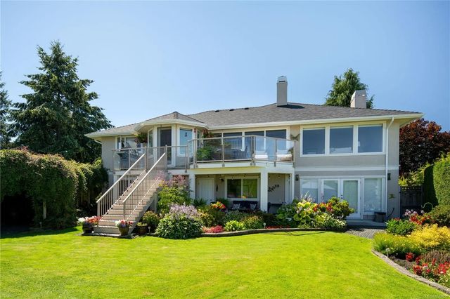 5 of 66 - 4596 Bonnieview Pl, Saanich, BC