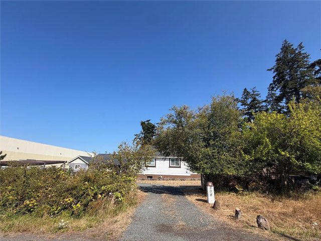 2 of 18 - 508 Wembley Rd, Parksville, BC
