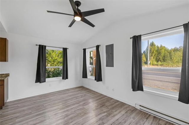 5 of 30 - 2228 Alberni Hwy, Coombs, BC