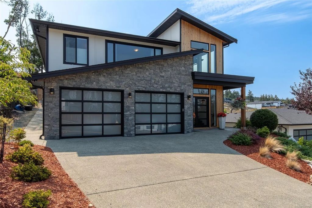 6218 Highwood Dr, Duncan