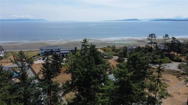 2 of 30 - Lot 27 Walter Rd, Comox, BC