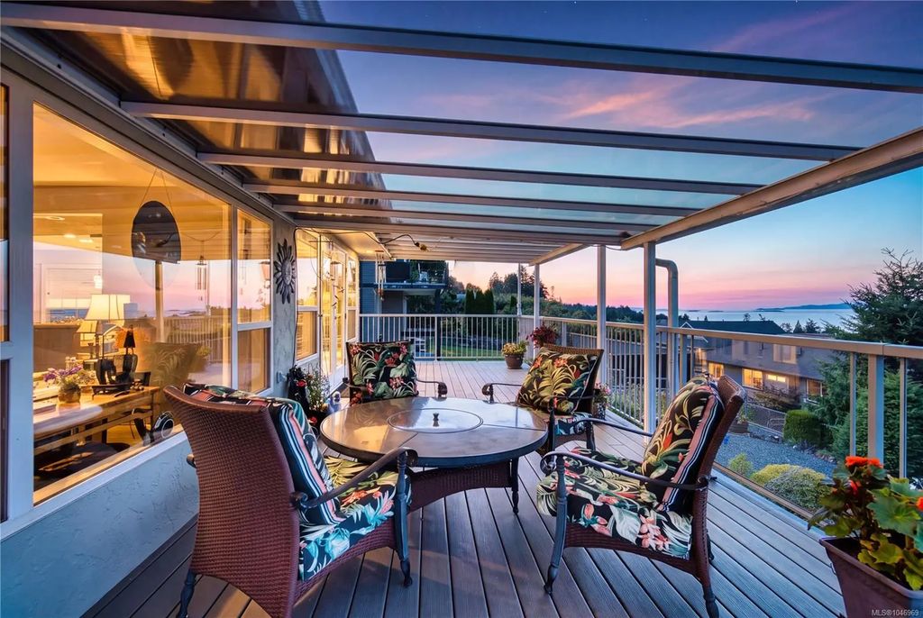5200 Laguna Way, Nanaimo