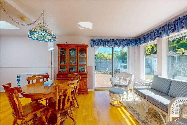 4 of 77 - 4878 Sea Ridge Dr, Saanich, BC