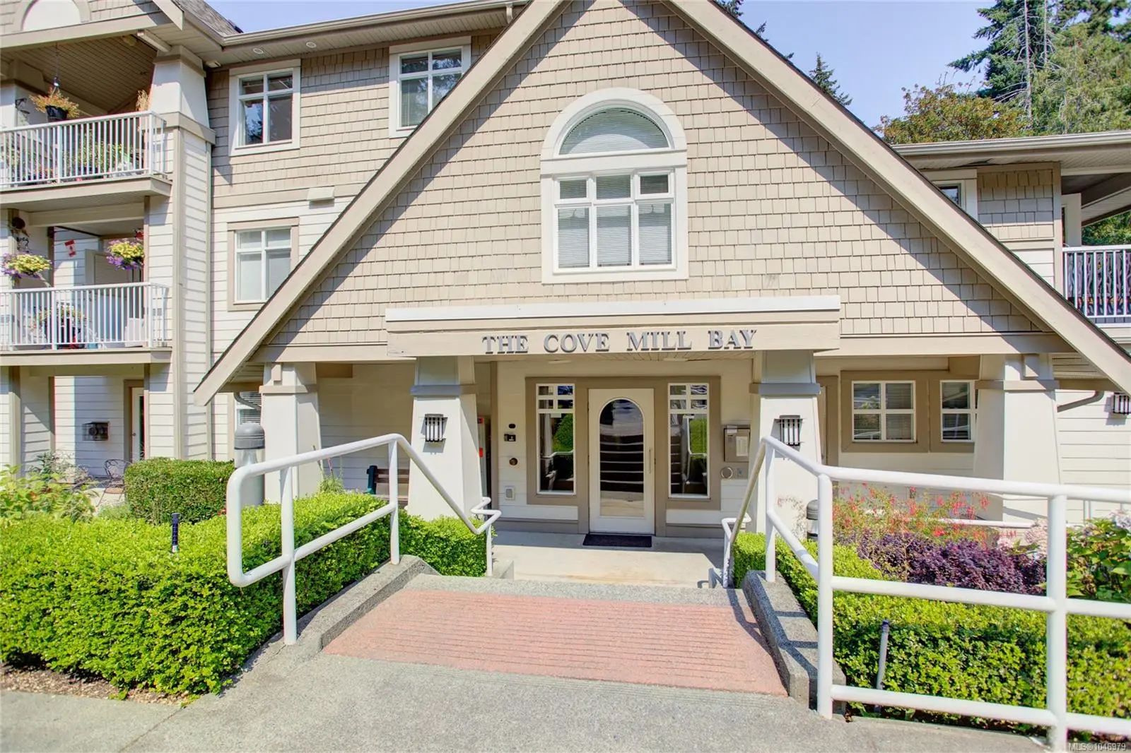 Mill Bay Homes for Sale in the neighborhood of The Cove in the Zipcode of V8H 1K9