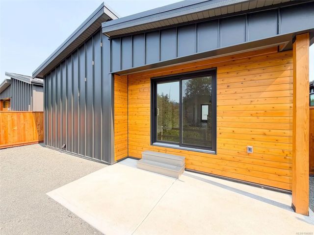 5 of 25 - 3025 Royston Rd 50, Cumberland, BC