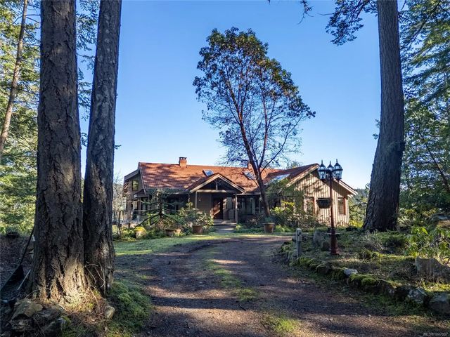 2 of 76 - 5718 Canal Rd, Pender Island, BC