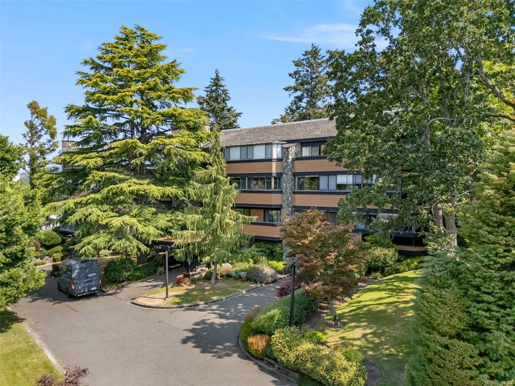 1106 Glenora Pl 104, Saanich