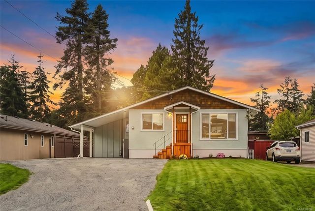 2 of 60 - 219 Mcvickers St, Parksville, BC