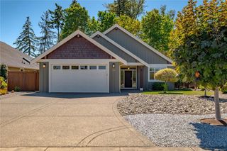 158 Skylark Ave, Parksville
