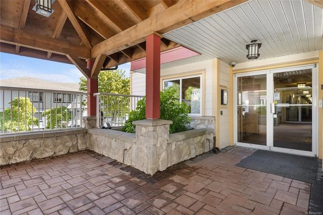 3 of 28 - 360 Goldstream Ave 202, Colwood, BC