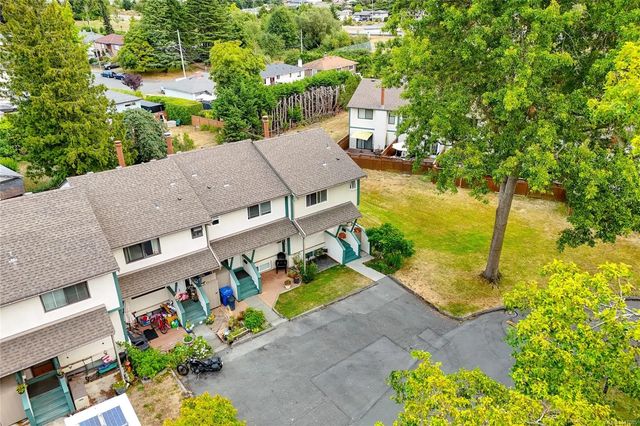 4 of 29 - 640 Broadway St 807, Saanich, BC