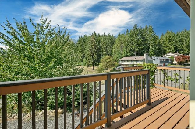 4 of 41 - 503 Nimpkish Dr, Gold River, BC
