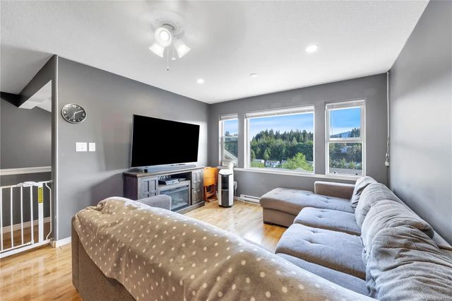 2 of 23 - 4780 Fairbrook Cres, Nanaimo, BC