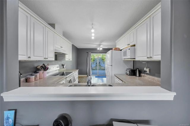 5 of 23 - 4780 Fairbrook Cres, Nanaimo, BC