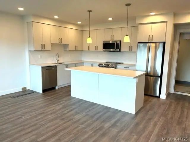 3 of 23 - 147 Haliburton St 502, Nanaimo, BC