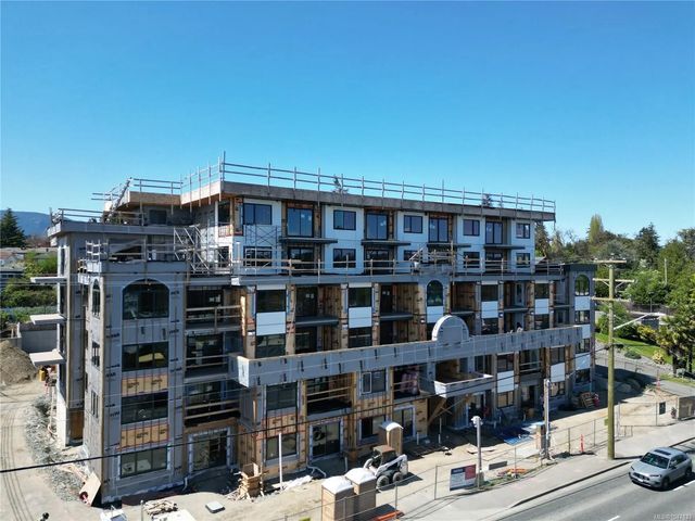 2 of 10 - 529 Terminal Ave 205, Nanaimo, BC