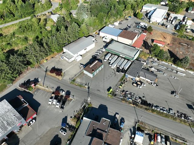 2 of 9 - 6833 Metro Rd Rear, Lantzville, BC
