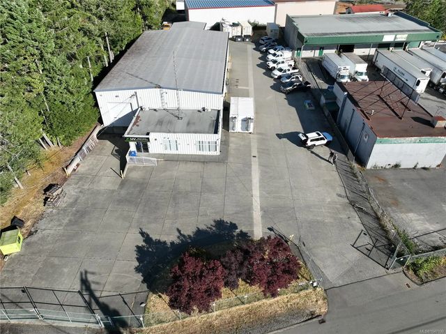 3 of 9 - 6833 Metro Rd Rear, Lantzville, BC