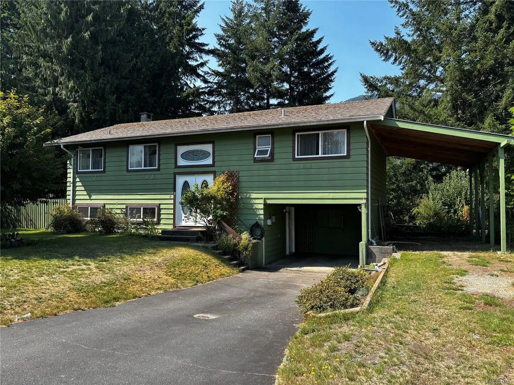 390 Alder Cres, Gold River