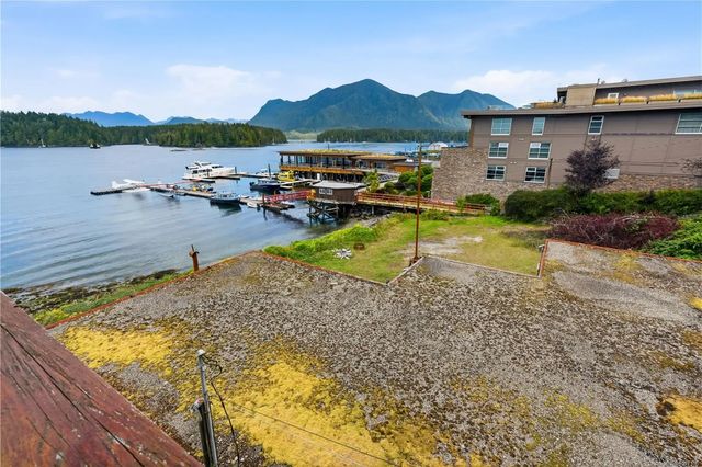 4 of 17 - 356-360 Main St, Tofino, BC
