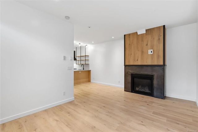 5 of 33 - 590 Marine Dr 6, Ucluelet, BC
