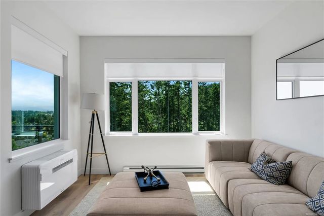 2 of 29 - 2000 West Park Lane 101, View Royal, BC