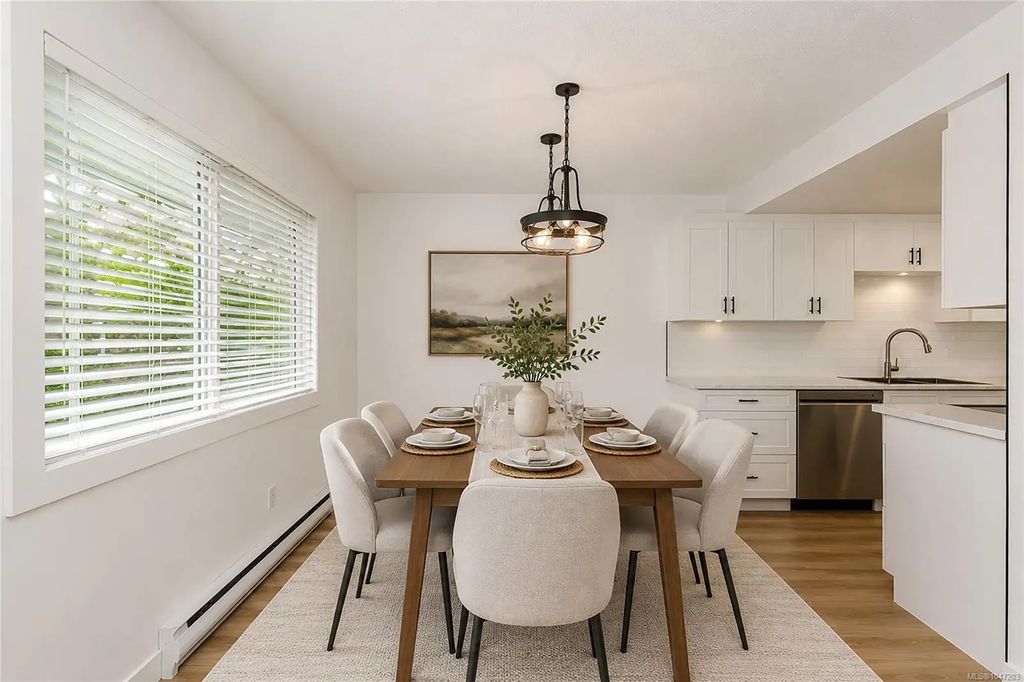 3230 Rutledge St 13, Saanich