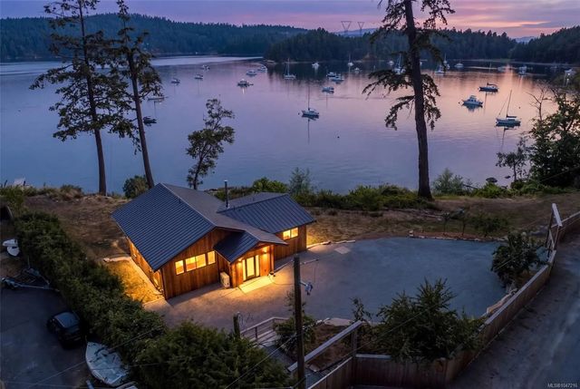 2 of 99 - 479 Montague Park Rd, Galiano Island, BC