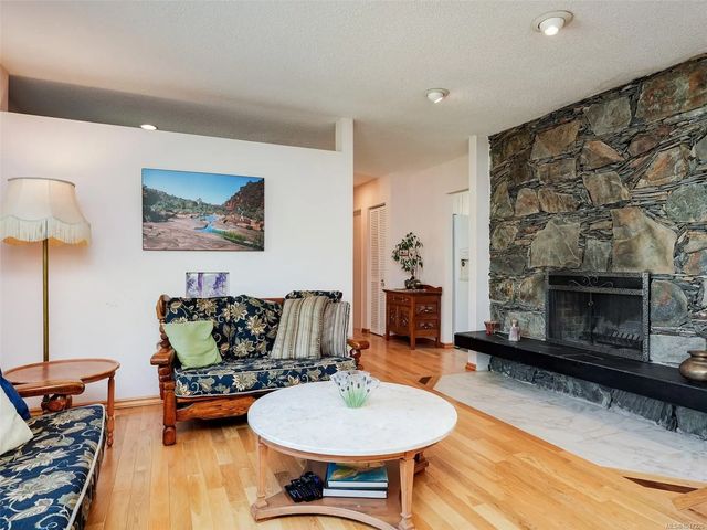 2 of 27 - 4209 Leeron Pl, Metchosin, BC