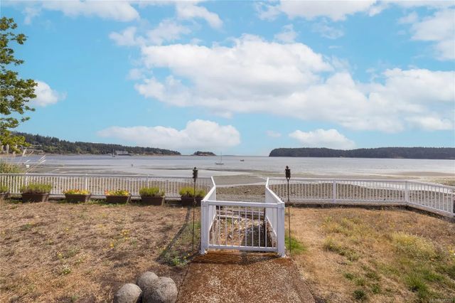 2 of 50 - 2640 Randle Rd, Nanaimo, BC