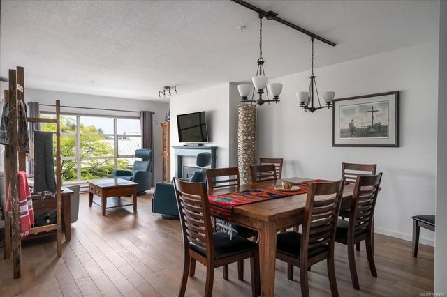 3 of 37 - 500 Stewart Ave 504, Nanaimo, BC