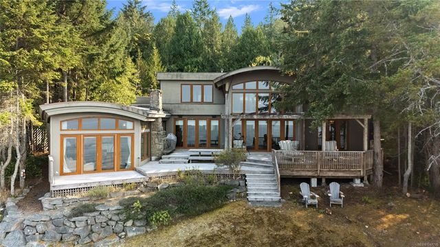 4 of 52 - 2-37 Salamanca Rd, Galiano Island, BC