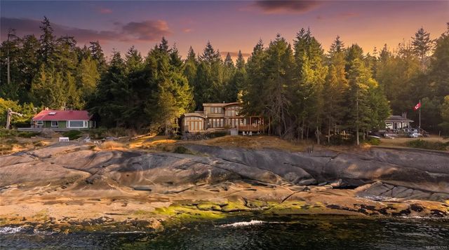 5 of 52 - 2-37 Salamanca Rd, Galiano Island, BC