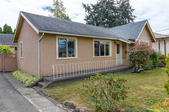 4 of 43 - 1263 Garkil Rd, Saanich, BC