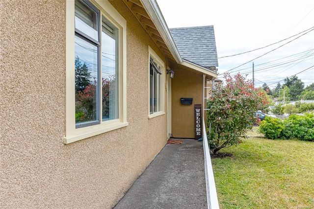 5 of 43 - 1263 Garkil Rd, Saanich, BC