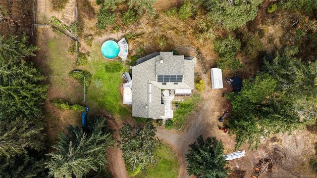 3 of 74 - 6101 Castlerock Rd, Saanich, BC
