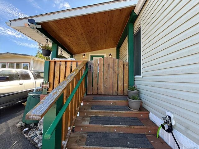 2 of 25 - 5250 Beaver Harbour Rd 42, Port Hardy, BC