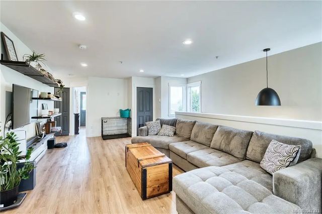 5 of 38 - 211 Victoria Rd 202, Nanaimo, BC
