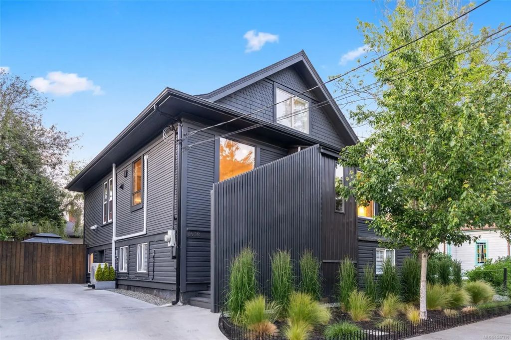 1018 Mason St, Victoria