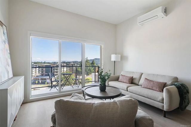 4 of 30 - 777 Station Ave 406, Langford, BC