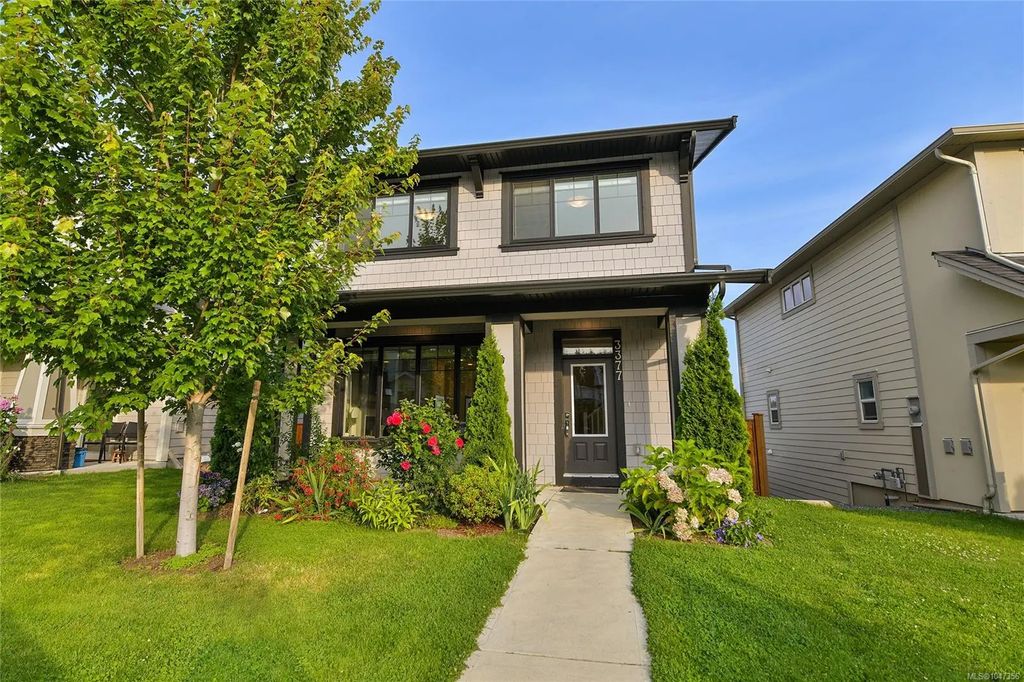 3377 Sandpiper St, Colwood