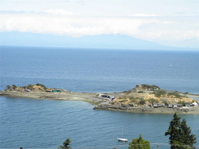 4 of 11 - 3855 Gulfview Dr, Nanaimo, BC