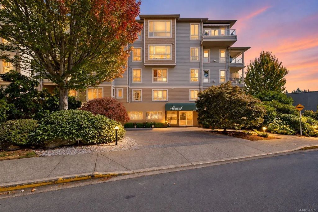 121 Aldersmith Pl 404, View Royal