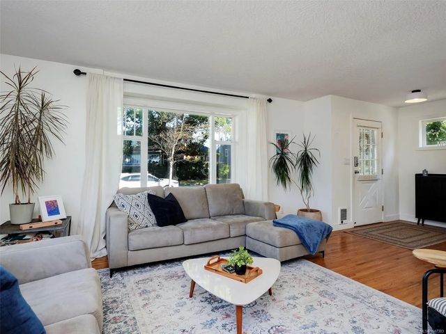 5 of 28 - 15 Pilot St, Victoria, BC