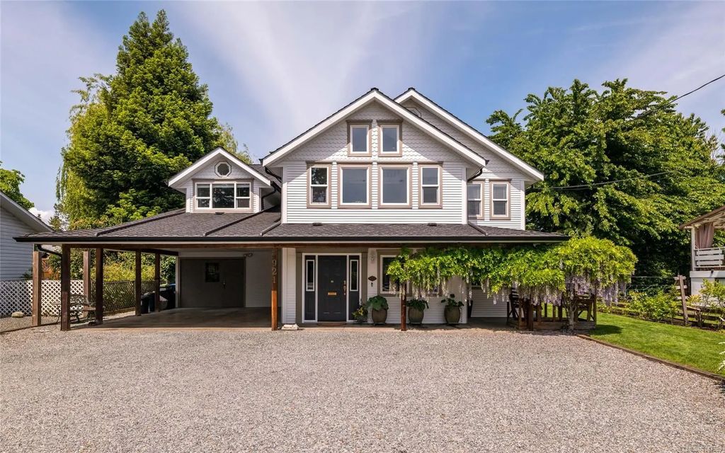 921 Marchmont Rd, Duncan