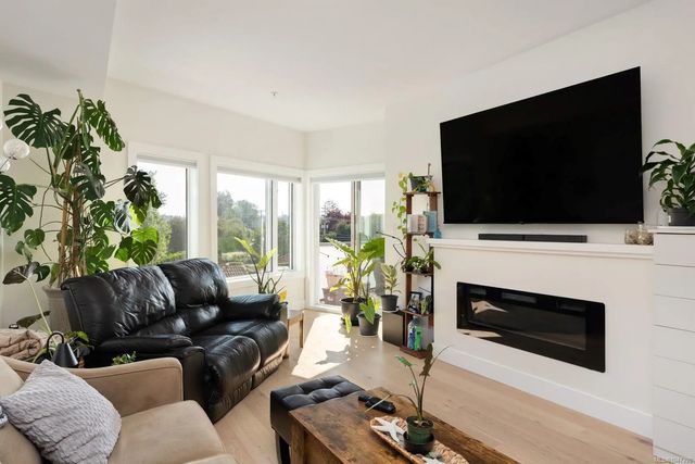 5 of 27 - 7098 Wallace Dr 306, Central Saanich, BC