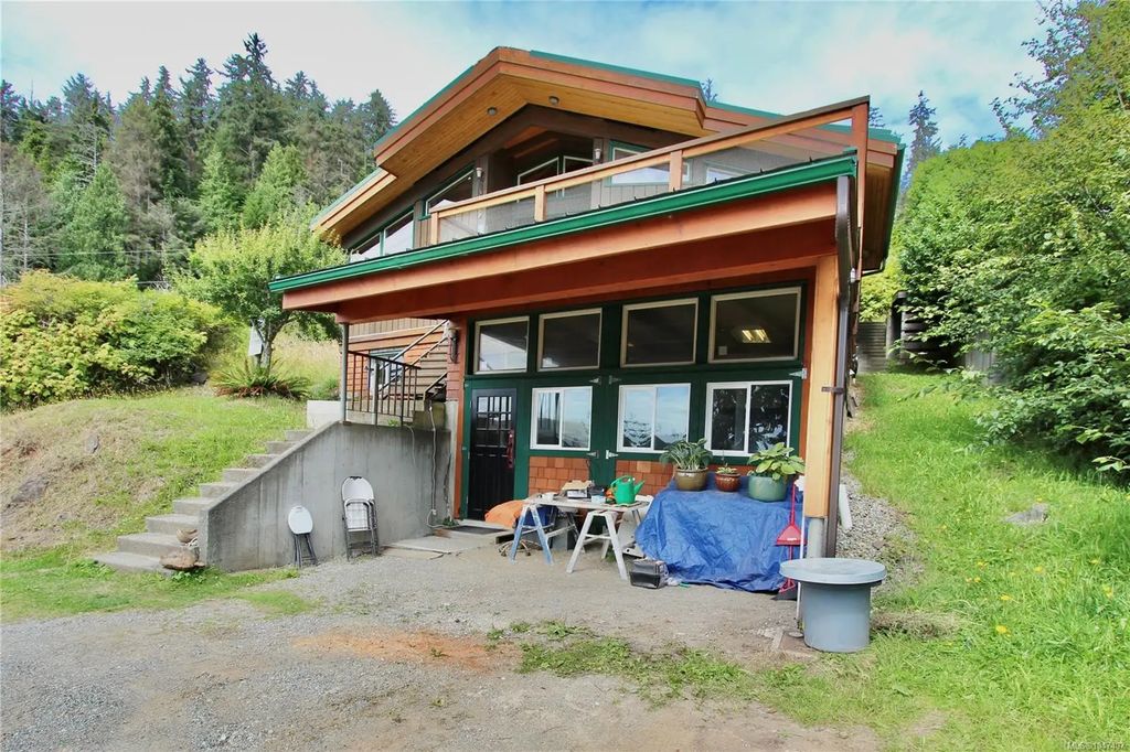 3409 Oceanview Dr, Prince Rupert